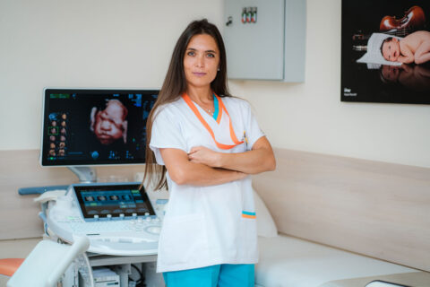 Д-р Бодурска за БТА: Най-подходящият период за жената да роди своето първо дете е между 20 и 25 години